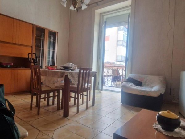 appartamento in vendita a Napoli in zona San Lorenzo