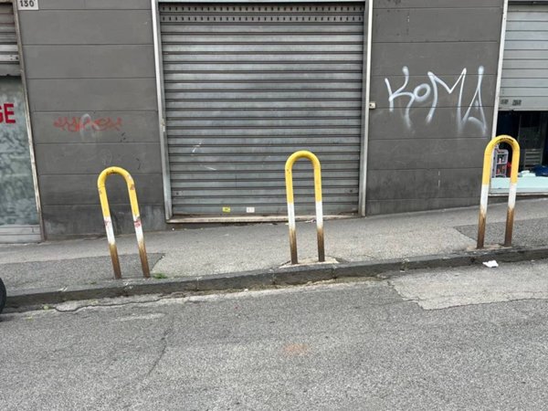negozio in vendita a Napoli in zona Vomero