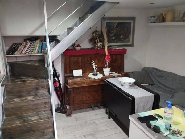 appartamento in vendita a Napoli in zona Stella