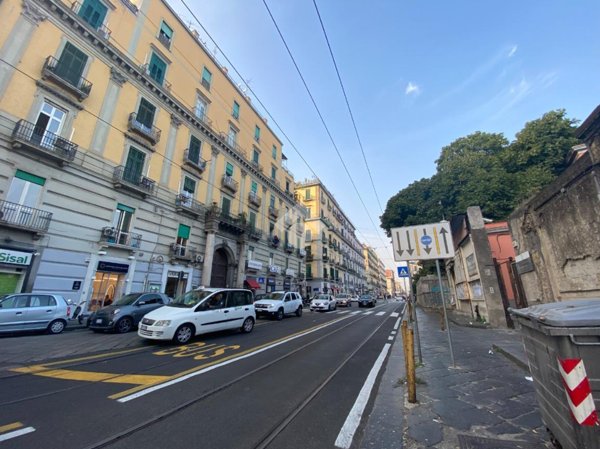 appartamento in vendita a Napoli in zona Pendino / San Giuseppe