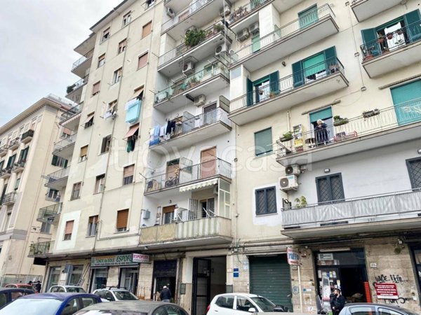 appartamento in vendita a Napoli in zona Fuorigrotta