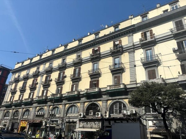 appartamento in vendita a Napoli in zona Pendino / San Giuseppe