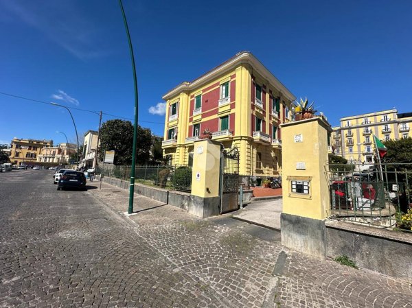 appartamento in vendita a Napoli in zona Posillipo