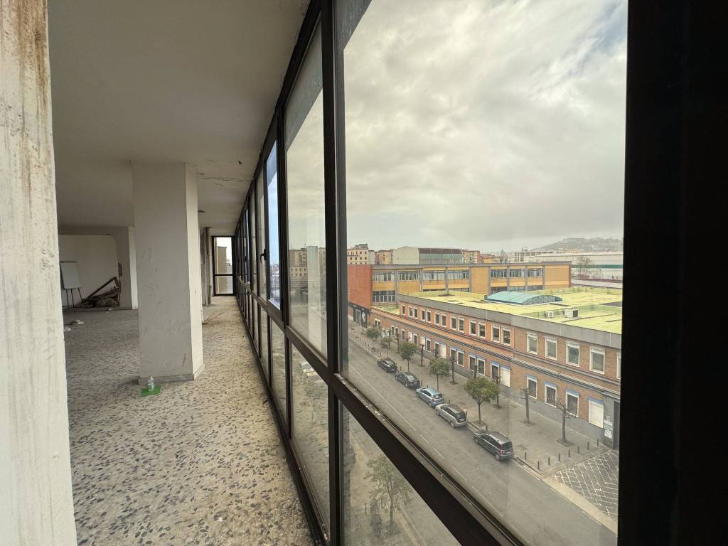 appartamento in vendita a Napoli in zona Zona Industriale-Ferrovia