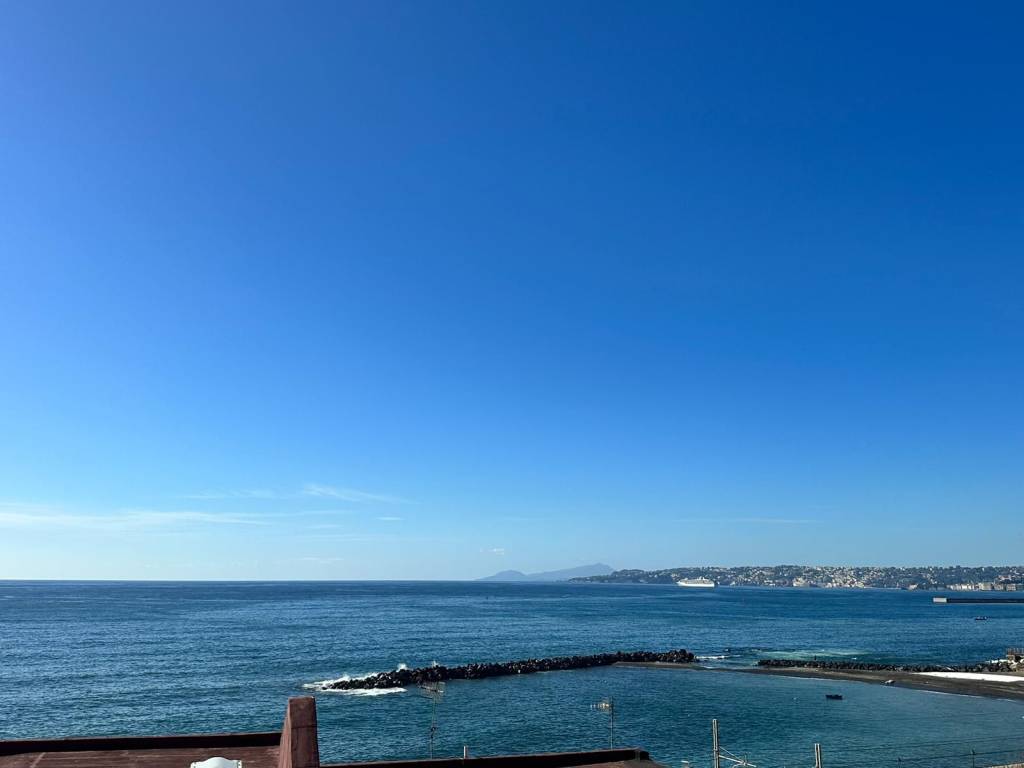 appartamento in vendita a Napoli in zona Marianella