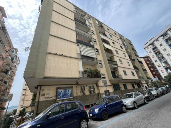 appartamento in vendita a Napoli in zona Vomero