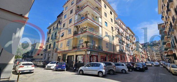 appartamento in vendita a Napoli in zona Fuorigrotta