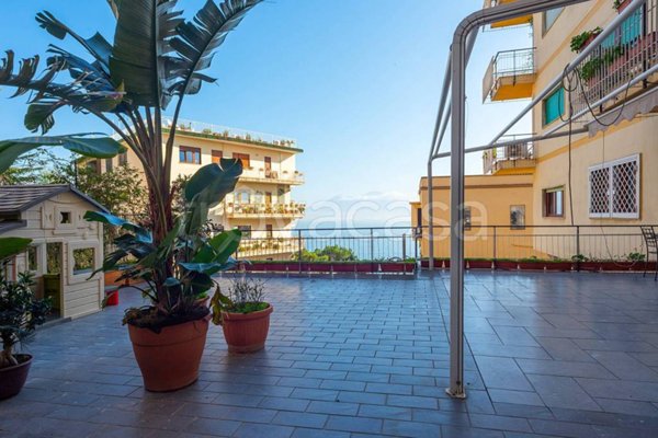 appartamento in vendita a Napoli in zona Posillipo