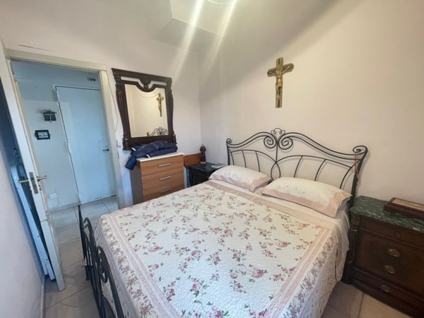 appartamento in vendita a Napoli in zona San Lorenzo