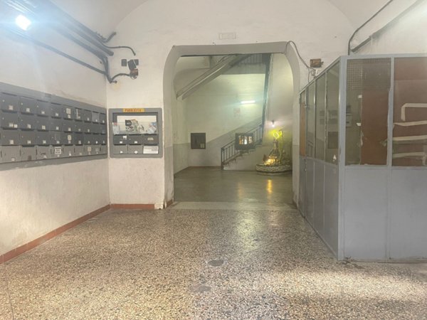 appartamento in vendita a Napoli in zona Mercato