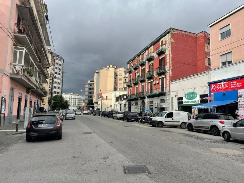 appartamento in vendita a Napoli in zona Mercato