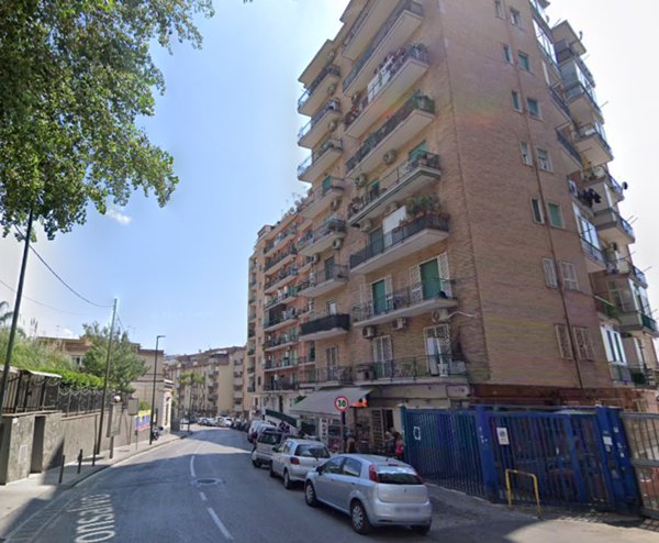 appartamento in vendita a Napoli in zona Fuorigrotta