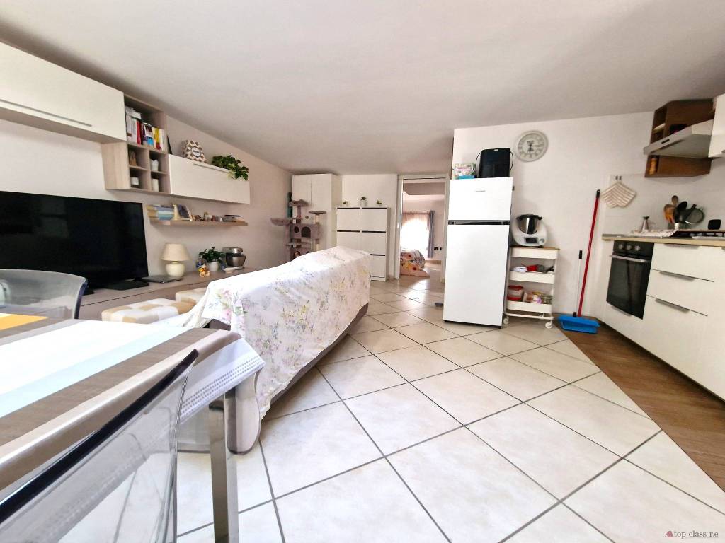 appartamento in vendita a Napoli in zona Bagnoli