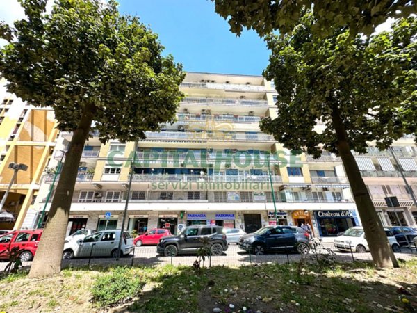 appartamento in vendita a Napoli in zona Fuorigrotta