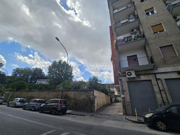 appartamento in vendita a Napoli in zona Capodimonte / Colli Aminei