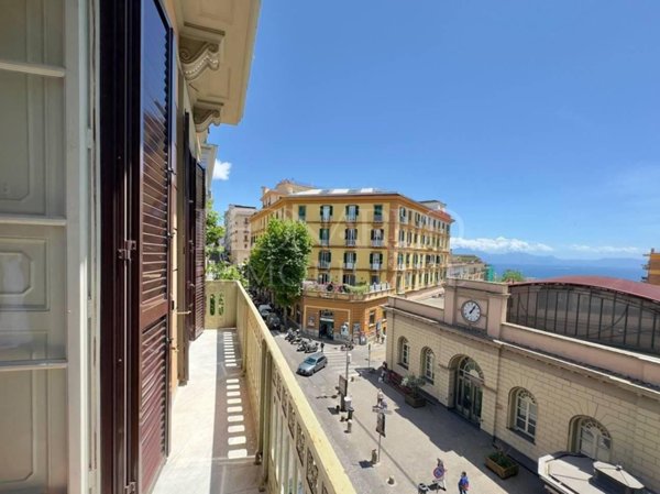 appartamento in vendita a Napoli in zona Vomero