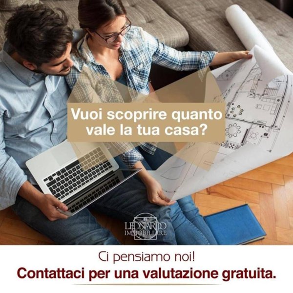 appartamento in vendita a Napoli in zona Vomero