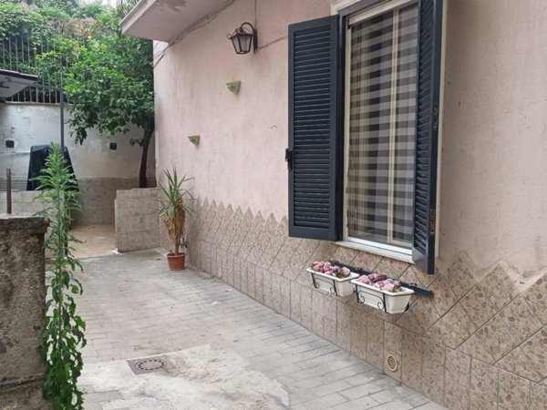 appartamento in vendita a Napoli in zona Stella