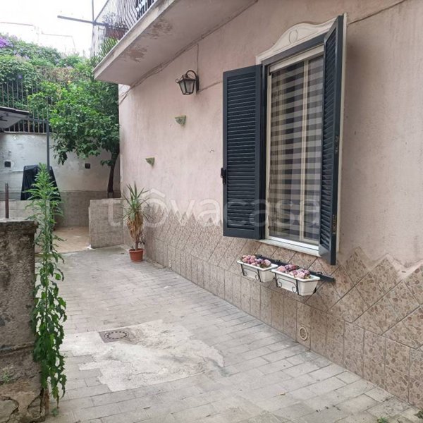 appartamento in vendita a Napoli in zona Stella