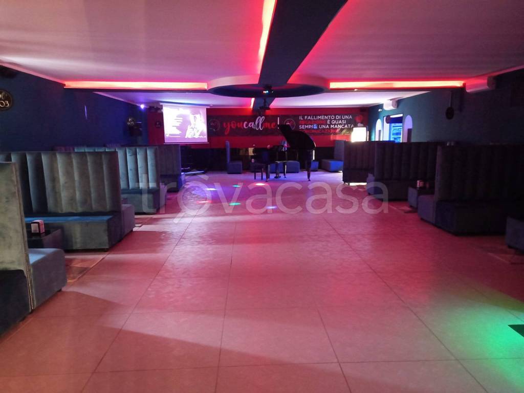 negozio in vendita a Napoli in zona Posillipo