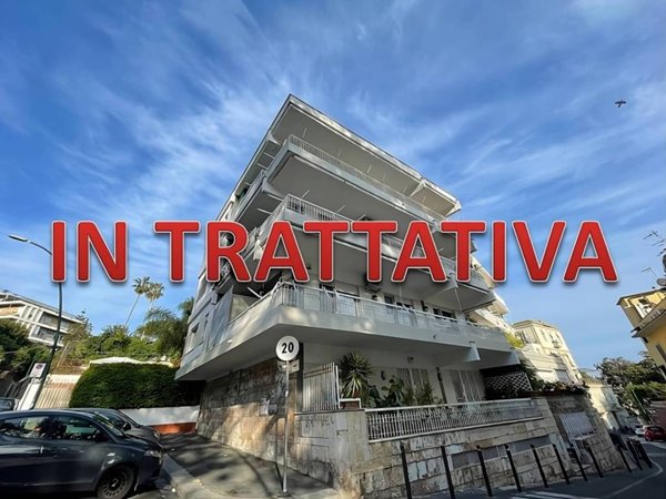 appartamento in vendita a Napoli in zona Posillipo