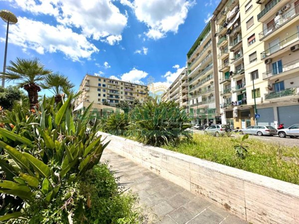 appartamento in vendita a Napoli in zona Fuorigrotta