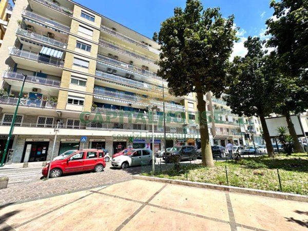 appartamento in vendita a Napoli in zona Fuorigrotta