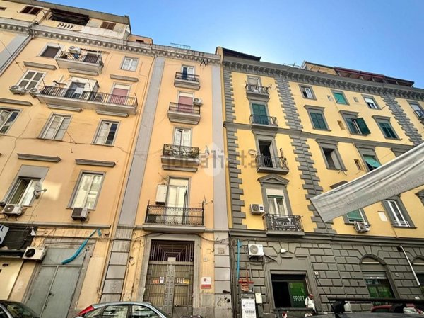 appartamento in vendita a Napoli in zona Vicaria