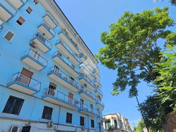 appartamento in vendita a Napoli in zona Bagnoli