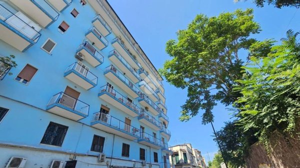appartamento in vendita a Napoli in zona Bagnoli