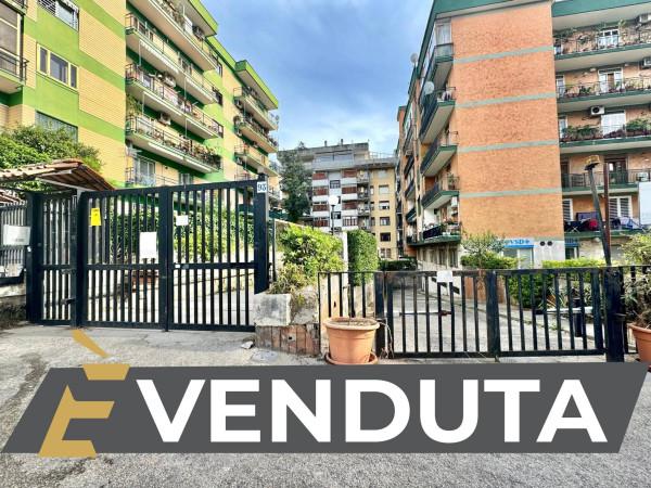appartamento in vendita a Napoli in zona Vomero