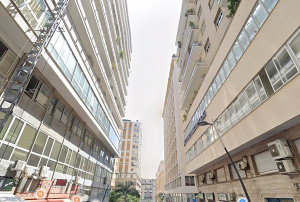 appartamento in vendita a Napoli in zona Chiaia