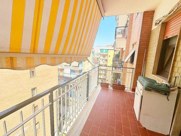appartamento in vendita a Napoli in zona Arenella