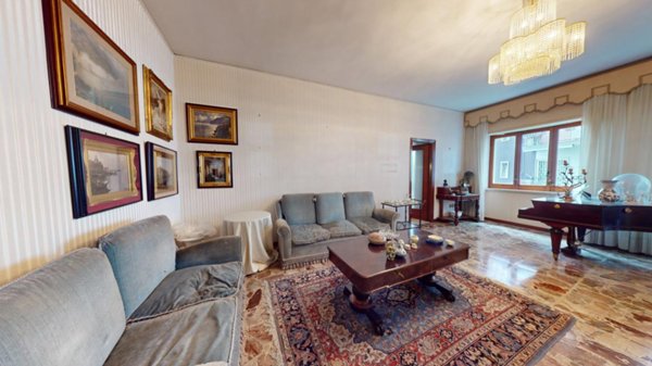 appartamento in vendita a Napoli in zona Camaldoli