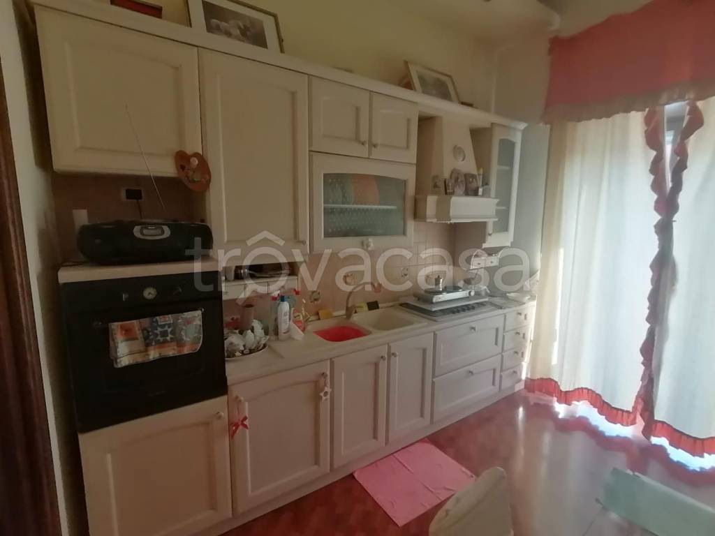 appartamento in vendita a Napoli in zona Pendino / San Giuseppe