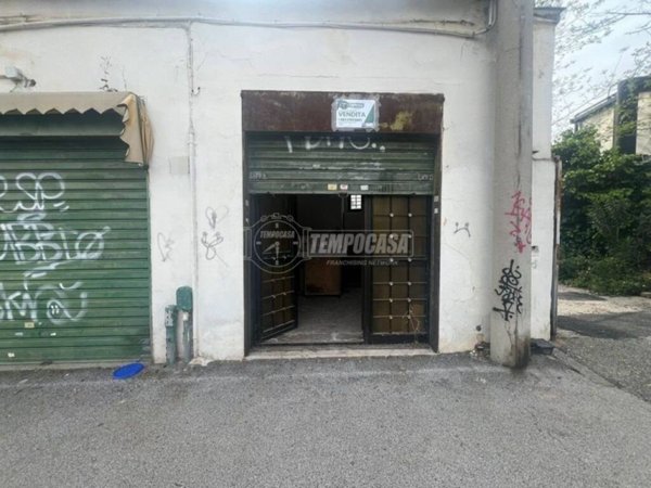 monolocale in vendita a Napoli in zona Bagnoli