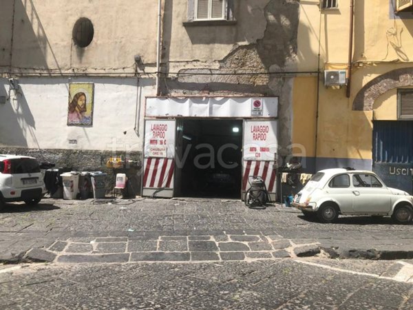appartamento in vendita a Napoli in zona Porto
