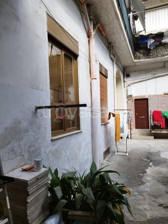 appartamento in vendita a Napoli in zona Miano