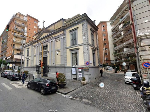 appartamento in vendita a Napoli in zona Stella