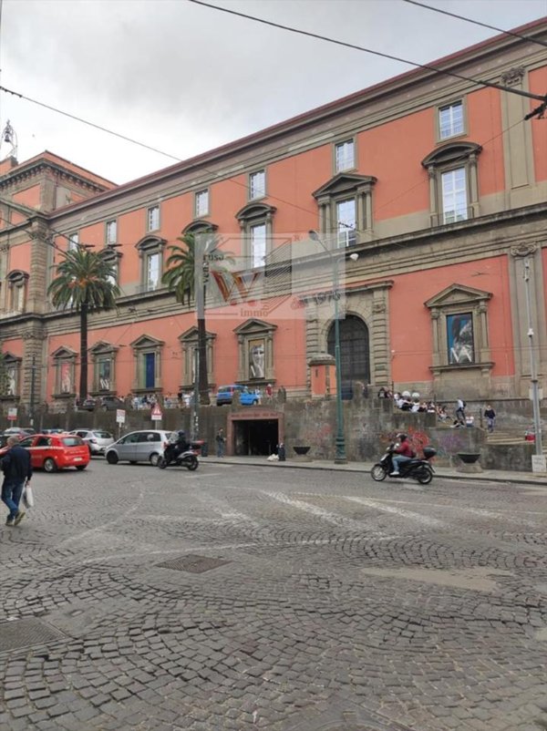 appartamento in vendita a Napoli in zona Stella