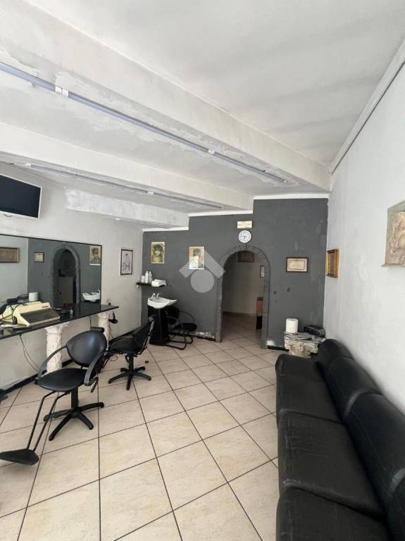 appartamento in vendita a Napoli in zona Barra
