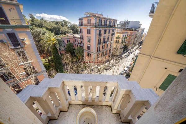 appartamento in vendita a Napoli in zona Vomero