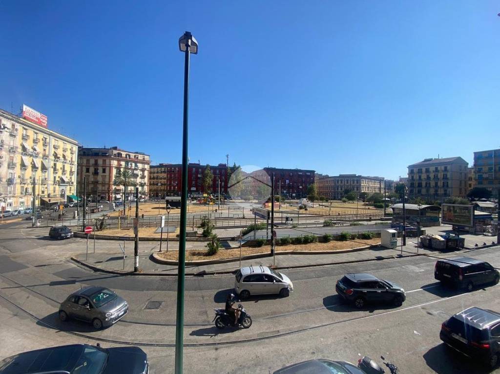 quadrivano in vendita a Napoli