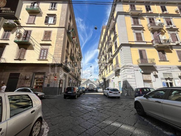 negozio in vendita a Napoli