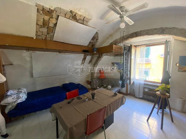 appartamento in vendita a Napoli in zona Stella