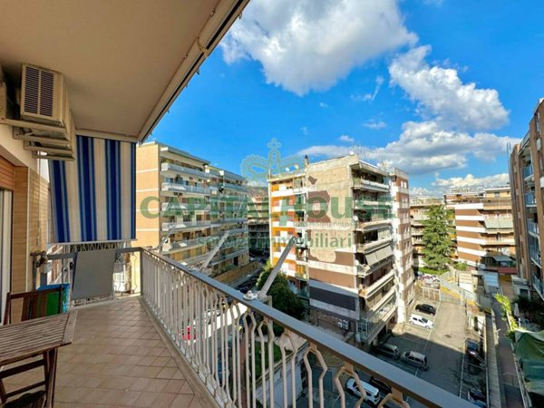 appartamento in vendita a Napoli in zona Fuorigrotta