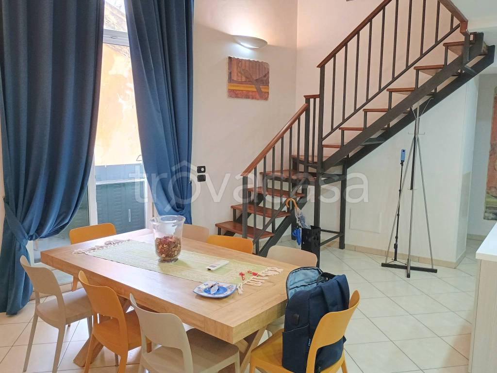 appartamento in vendita a Napoli in zona Pendino / San Giuseppe