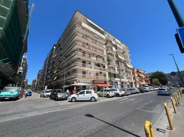 appartamento in vendita a Napoli in zona Pianura
