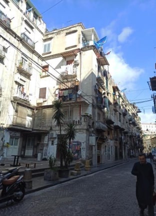 appartamento in vendita a Napoli