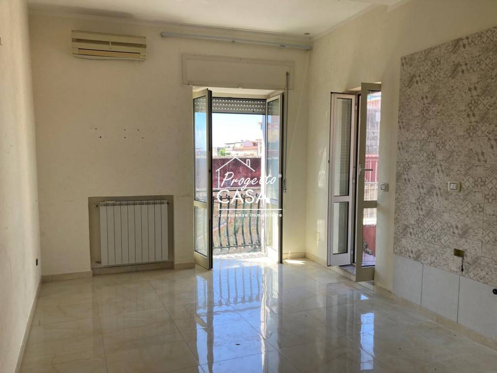 appartamento in vendita a Napoli in zona Barra